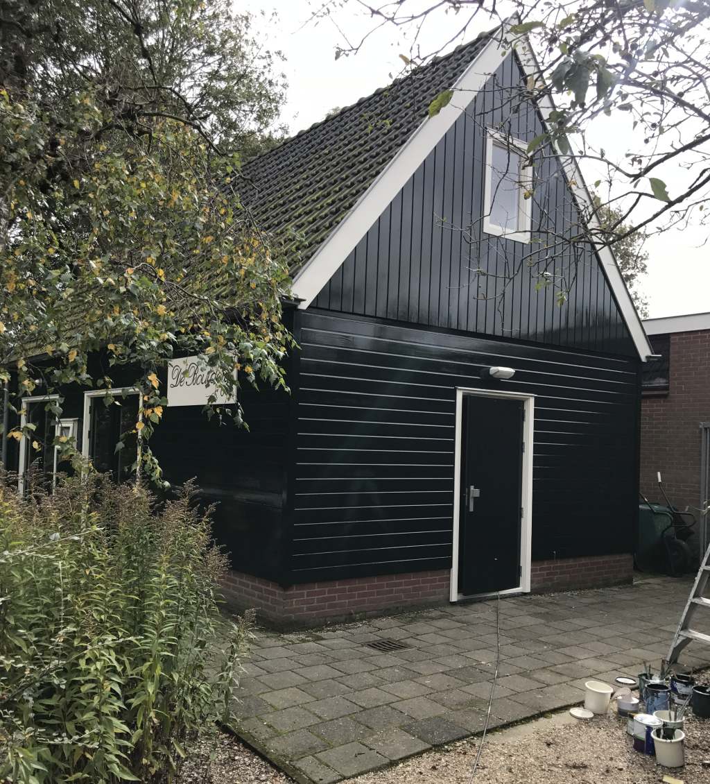 Volledig onderhoud van het exterieur van Rijksmonument Stolpboerderij Vredeburg te Limmen